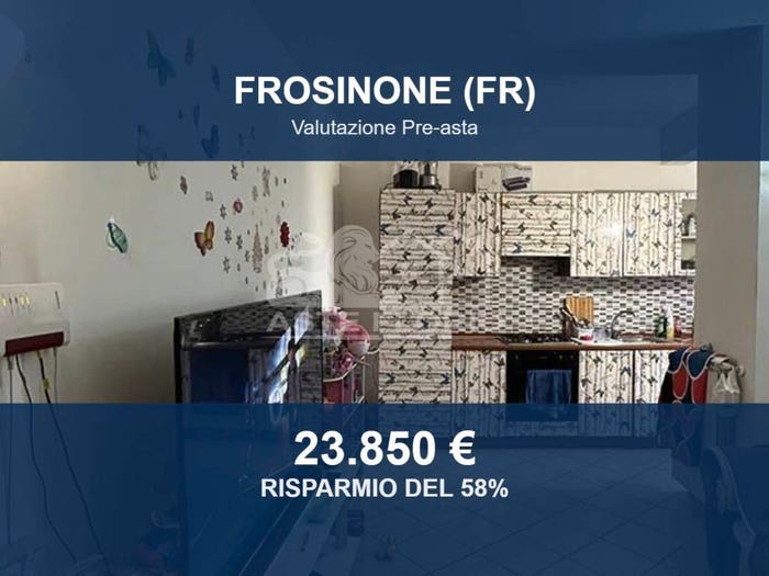 Appartamento quadrilocale in vendita in Vicolo Moccia, Centro, Frosinone