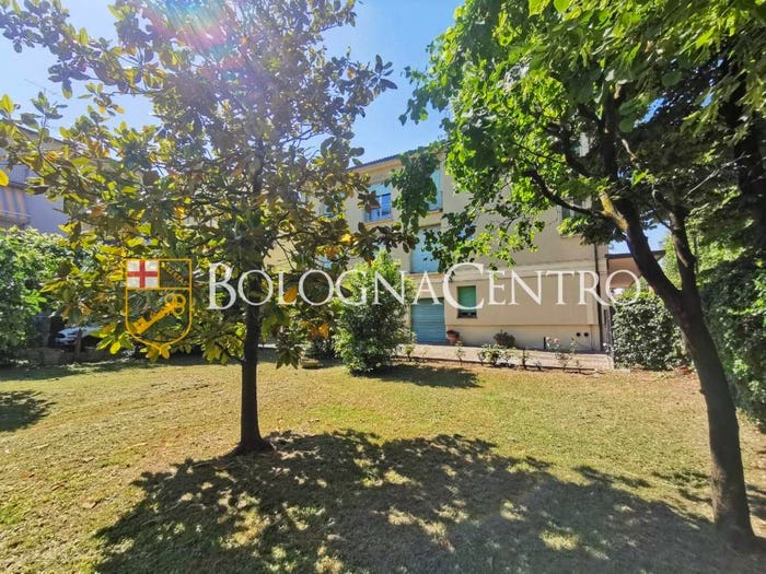 Appartamento con 6 locali in vendita in Via Goldoni, Centro, Anzola dell'Emilia