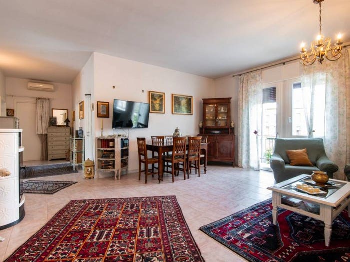 Casa con 5 locali in vendita in Via Mirabello, Centro, Torreglia