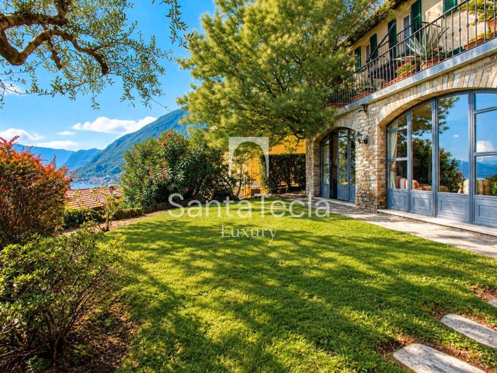 Casa con 6 locali in vendita in Via Per la Torre Santa Maria, San Siro