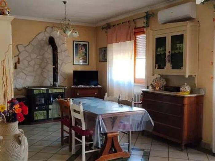 Appartamento con 6 locali in vendita in Cisterna di Latina