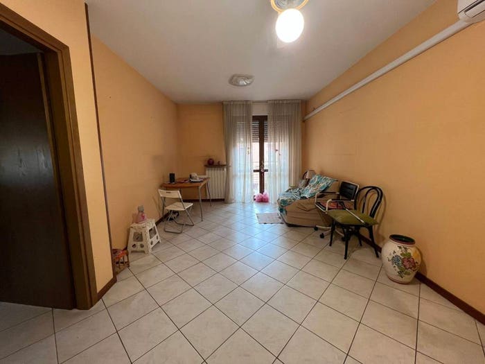 Appartamento trilocale in vendita in Piazza I Ulivelli, Centro, Castelfiorentino