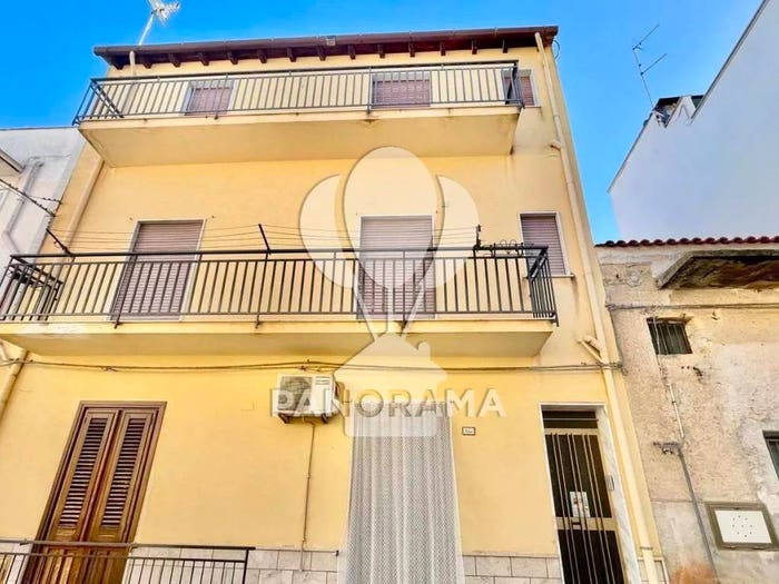 Casa con 6 locali in vendita in Via Pompeo Vannucci, Balestrate Foce, Balestrate