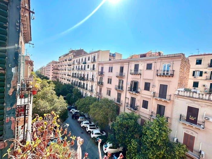 Appartamento con 5 locali in vendita in Via Catania, Politeama Ruggiero Settimo, Palermo