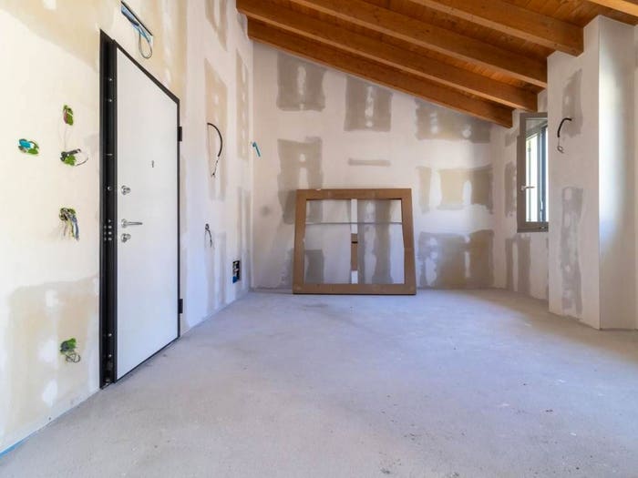 Casa trilocale in vendita in Via Ottavio Ferrari, Centro, Langhirano
