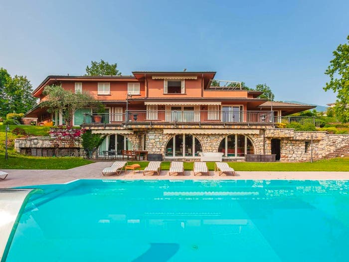 Casa con 6 locali in vendita in Via Bressanella, Longone al Segrino