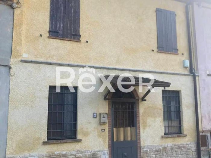 Casa quadrilocale in vendita in Via Angelo Ottolini, Ca' De' Soresini, San Martino del Lago