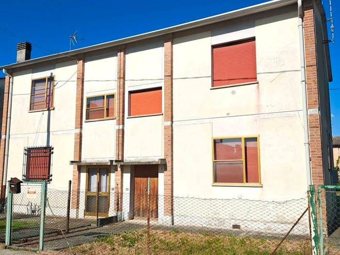 Casa quadrilocale in vendita in Via Giacomo Matteotti, Serravalle, Riva del Po