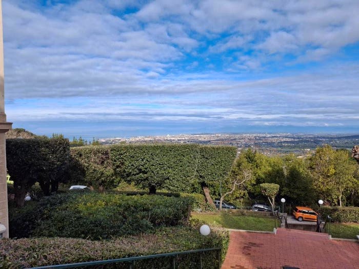 Appartamento bilocale in vendita in Via Giovanni XXIII, Montenero Basso Montenero Alto, Livorno