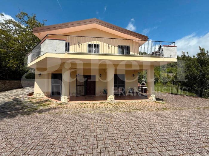 Casa con 5 locali in vendita in Contrada Santa Caterina SNC, Francavilla di Sicilia