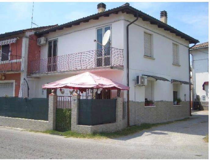 Casa con 6 locali in vendita in Via Severino Ferrari San Pietro Capofiume BO Italia, Alberino San Pietro, Molinella