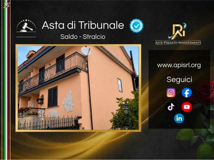 Appartamento con 6 locali in vendita in Via Pantano Vico A, Centro, Polla
