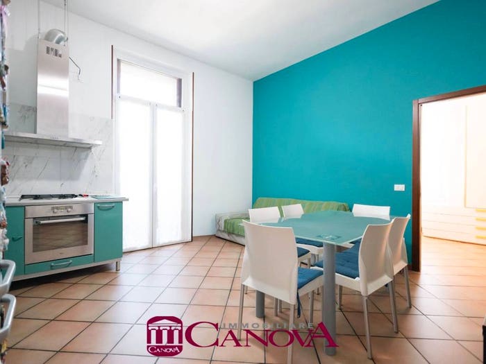Appartamento quadrilocale in vendita in Viale Vittorio Veneto, Cirimido