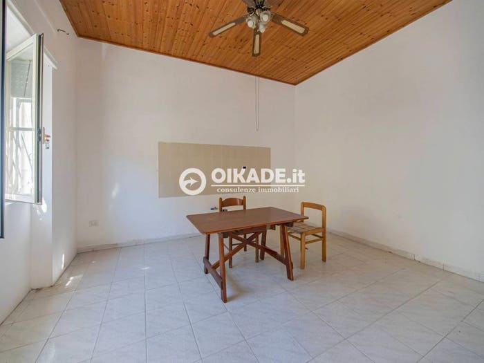 Casa con 6 locali in vendita in Via della Colonna, Monreale, Cagliari