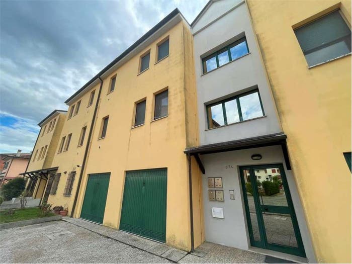 Appartamento con 5 locali in vendita in Via Sansoni, Gaibanella, Ferrara