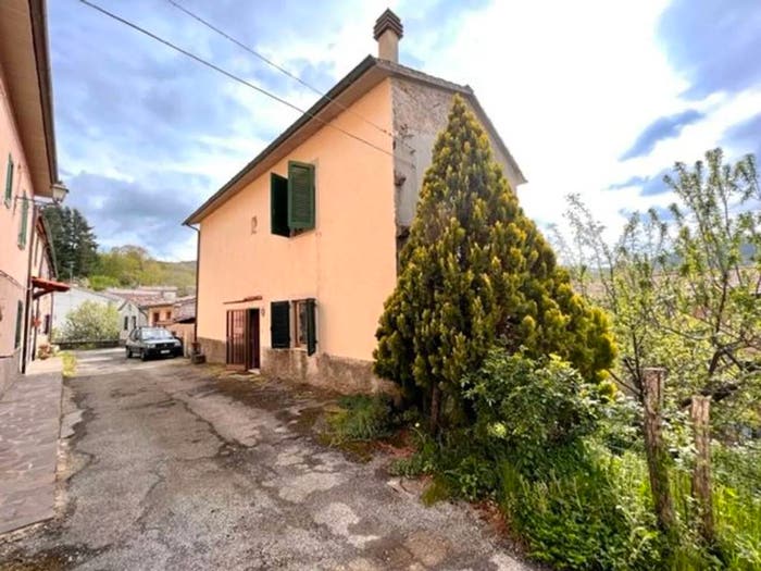 Casa con 6 locali in vendita in Loc Poggio Marco No Number, Le Macchie, Arcidosso