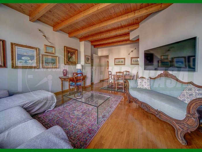 Appartamento trilocale in vendita in Via felice cavallotti, Centro, Gallarate