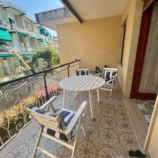 Appartamento monolocale in vendita in Via degli Ulivi, Ospedaletti