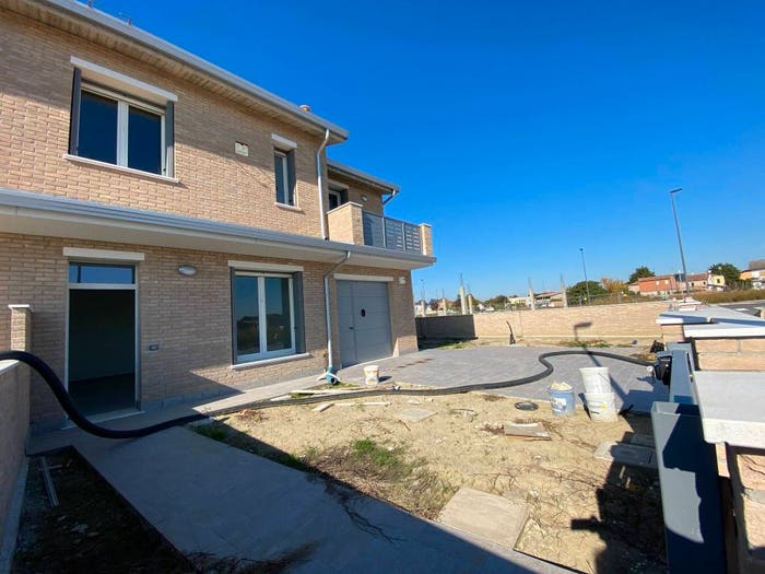Casa con 5 locali in vendita in Centro, Copparo