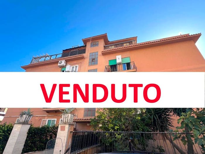 Appartamento trilocale in vendita in Via Gustavo Pacetti, Torrevecchia, Roma