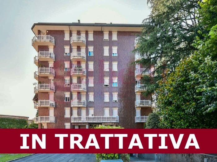 Appartamento quadrilocale in vendita in Via Milano, Semicentro, Cantù