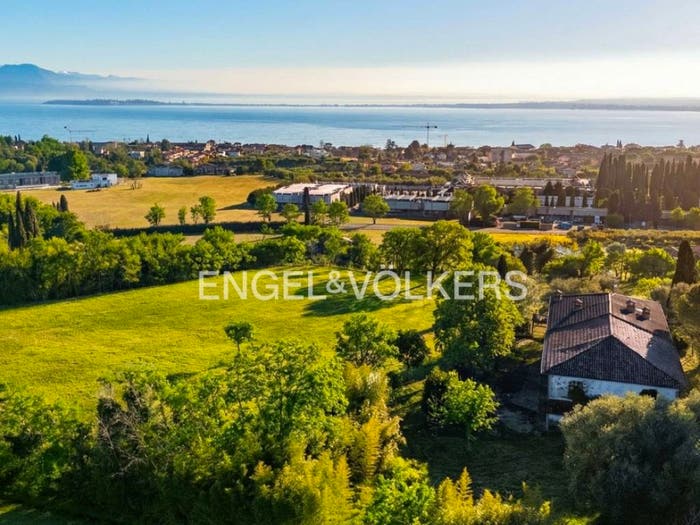 Casa con 6 locali in vendita in Località Colomba Alta, Desenzanino, Desenzano del Garda