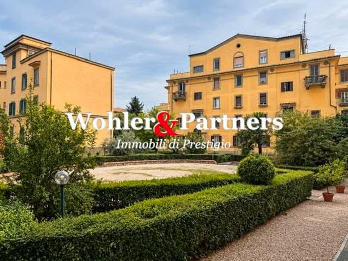 Appartamento bilocale in vendita in Via della Farnesina, Ponte Milvio, Roma
