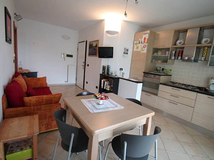 Appartamento bilocale in vendita in Via Cianastri, Borghetto Santo Spirito