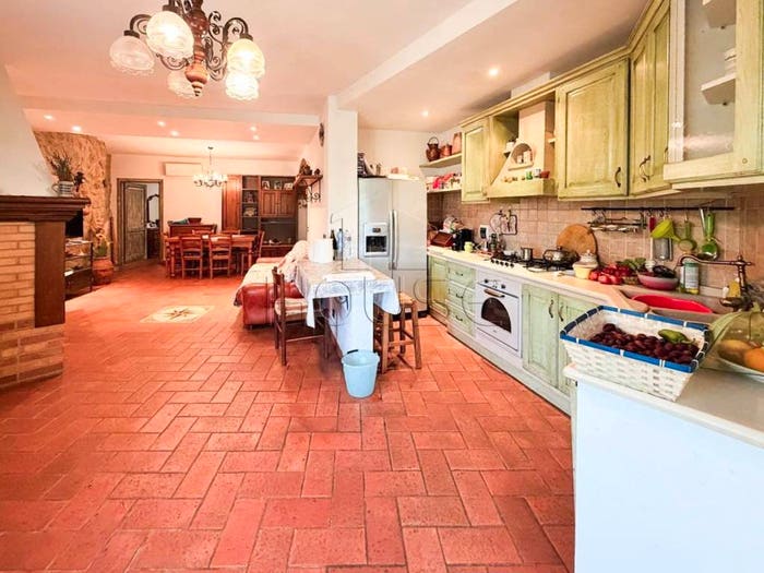 Casa con 6 locali in vendita in Loc Sassaia di Rgutino, Rigutino, Arezzo