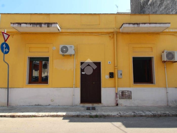 Casa quadrilocale in vendita in Via Carso, Cappuccini, Brindisi