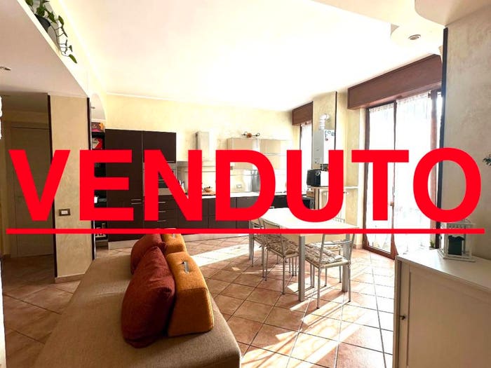 Appartamento bilocale in vendita in Via Antonio Gramsci, Centro, Bernareggio