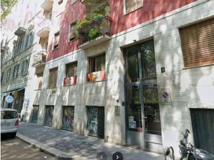 Appartamento quadrilocale in vendita in Corso Genova, Milano
