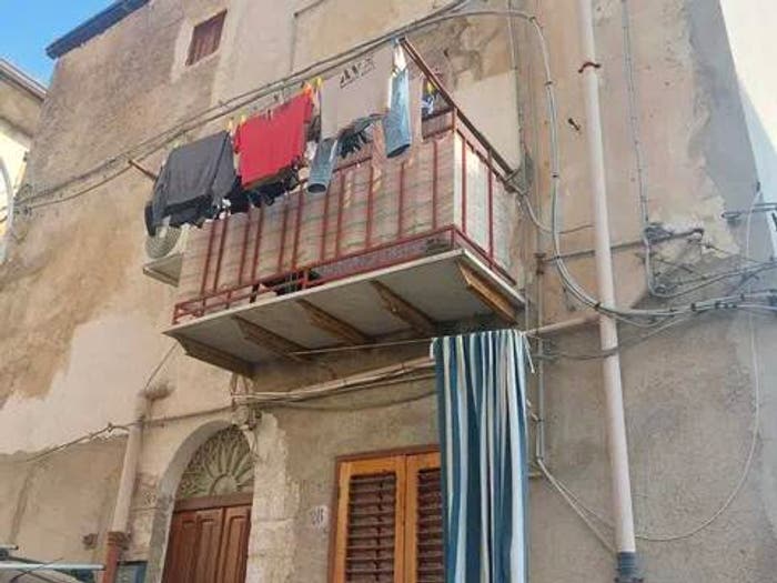 Casa con 6 locali in vendita in Via Alvano, Cattolica Eraclea