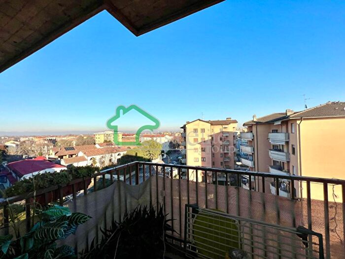 Appartamento quadrilocale in vendita in Via Lodi Vecchio, Fanfani, Lodi