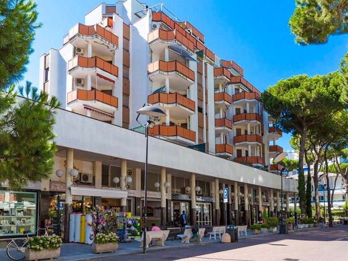 Appartamento trilocale in vendita in Viale Dante Alighieri, Lido degli Estensi, Comacchio