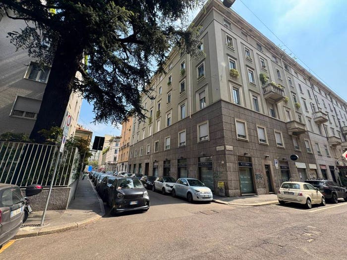 Appartamento con 6 locali in vendita in Via Pompeo Litta, Guastalla, Milano