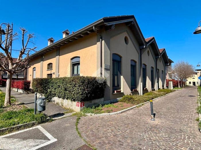 Appartamento trilocale in vendita in Via Torcitura Borgomanero, Castel Rozzone
