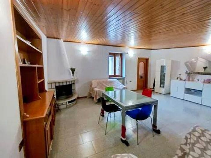 Appartamento con 5 locali in vendita in Via Sirente, Centro, Avezzano