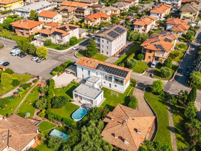 Case in Vendita e in Affitto - 2