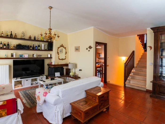 Casa quadrilocale in vendita in Via Niccolò Paganini, Centro, Noviglio