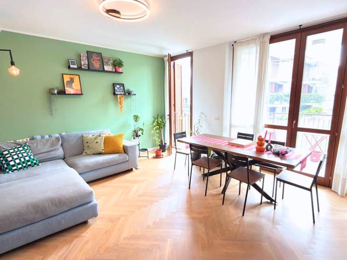Appartamento trilocale in vendita in Via Angelo Curioni, Sciarè, Gallarate