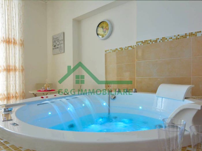 Casa monolocale in vendita in Via Vittorio Emanuele II, Centro Storico, Catania