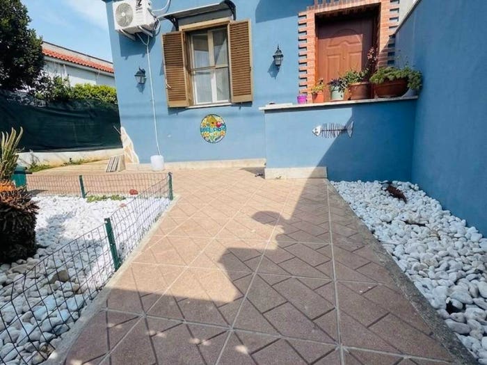 Casa con 6 locali in vendita in Via Arenzano, Cioccati Zucchetti, Nettuno