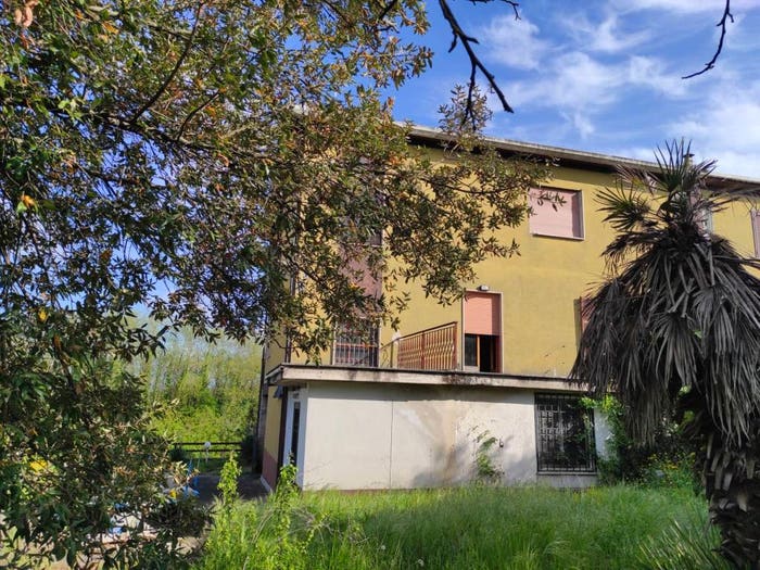 Casa con 6 locali in vendita in Via La Mola, Centro, Supino