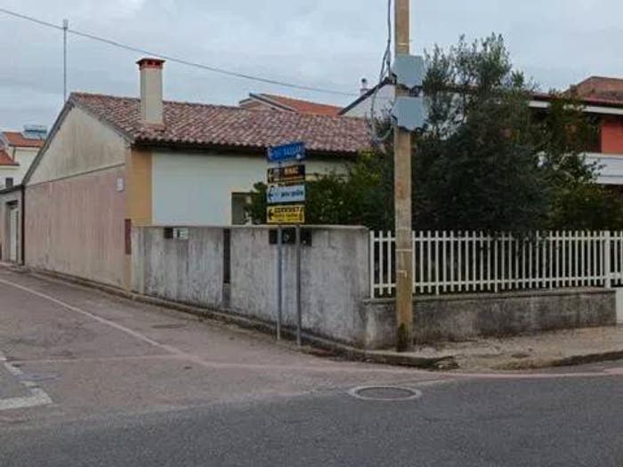 Casa con 5 locali in vendita in Via Vittorio Emanuele, Centro, Norbello
