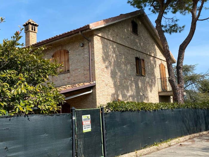 Casa con 6 locali in vendita in Strada Fosso Paradiso, Chieti Città, Chieti