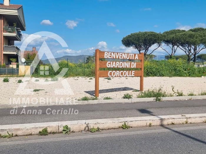 Appartamento trilocale in vendita in Via Staffolo, Corcolle, Roma