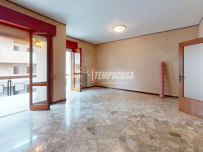 Appartamento quadrilocale in vendita in Via Salvatore Grande, San Lazzaro, Lecce
