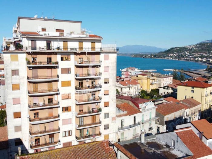 Appartamento trilocale in vendita in Via Piave, Centro, Agropoli