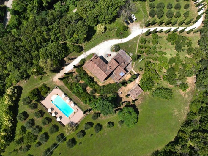 Casa con 6 locali in vendita in Via De Riccardi, Centro, Chianni